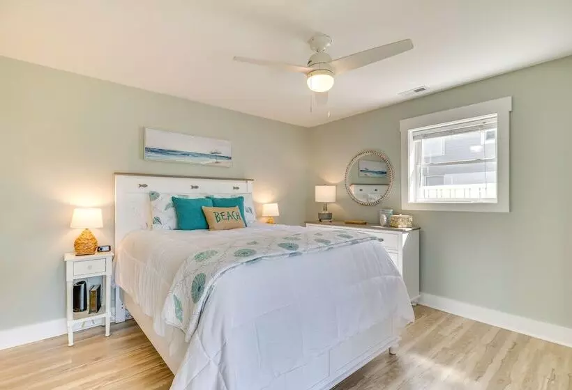 Atlantic Beach Home W/ Deck & Grill: Walk To Beach