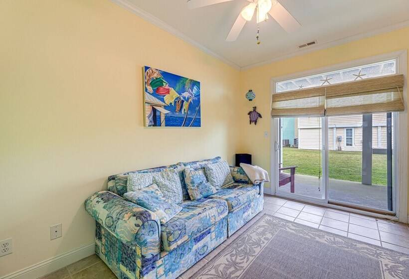 Atlantic Beach Retreat W/ 2 Decks: Steps To Beach!