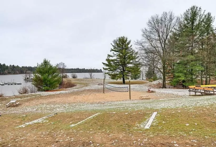 Castle Rock Lake Cabin: Water & Trail Access!