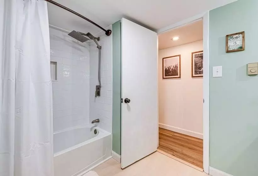 Game Room & Fire Pit: Chic Pocono Pines Home!