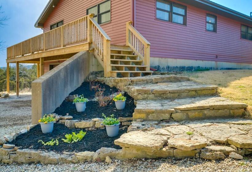 Cozy Belgrade Cottage W/ Wood Burning Stove!