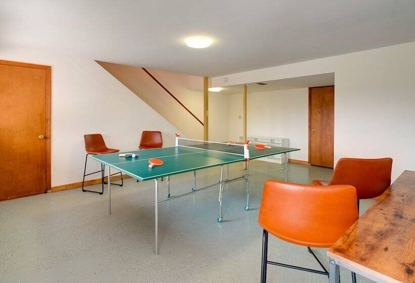 Cozy Belgrade Cottage W/ Wood Burning Stove!