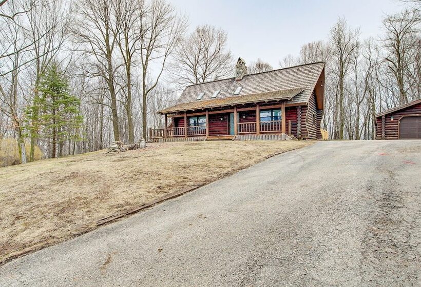 Family Home W/ Indoor Pool ~ 2 Mi To Elkhart Lake!