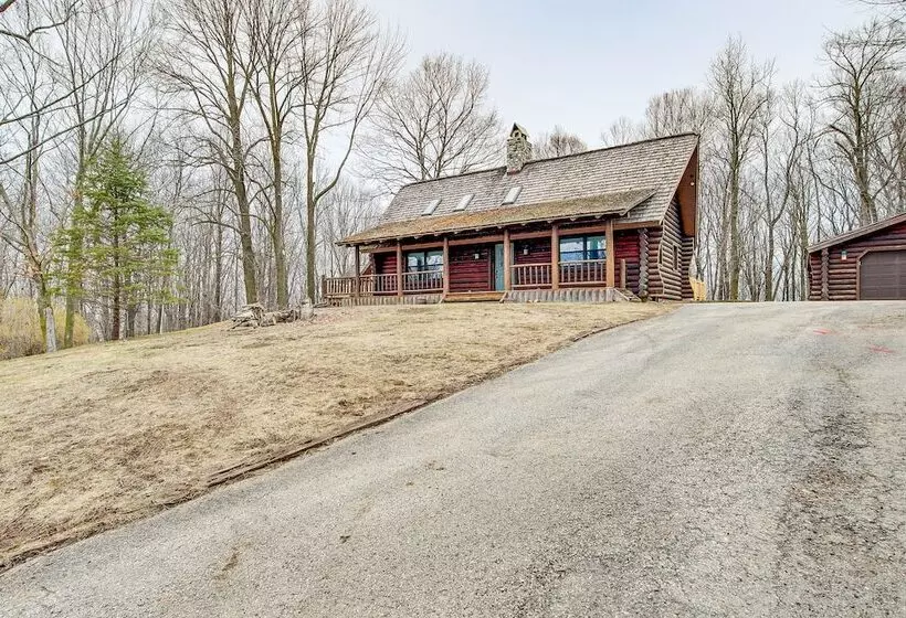 Family Home W/ Indoor Pool ~ 2 Mi To Elkhart Lake!