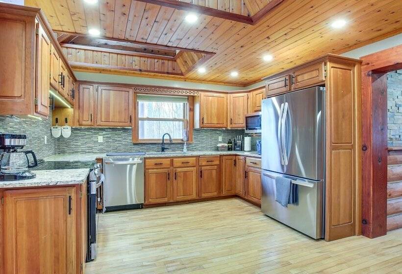 Family Home W/ Indoor Pool ~ 2 Mi To Elkhart Lake!