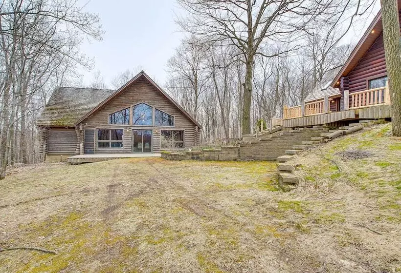 Family Home W/ Indoor Pool ~ 2 Mi To Elkhart Lake!