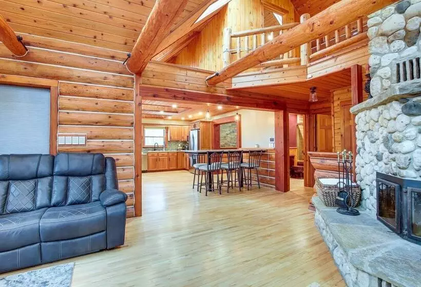 Family Home W/ Indoor Pool ~ 2 Mi To Elkhart Lake!