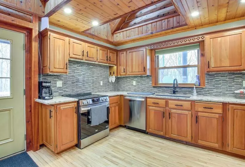 Family Home W/ Indoor Pool ~ 2 Mi To Elkhart Lake!