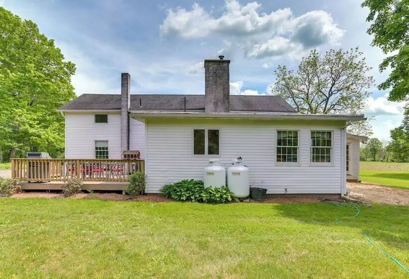 Historic Farmhouse In Layton W/ Deck!