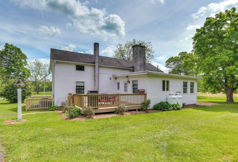 Historic Farmhouse In Layton W/ Deck!