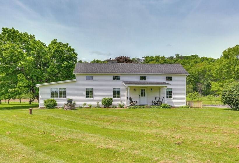 Historic Farmhouse In Layton W/ Deck!