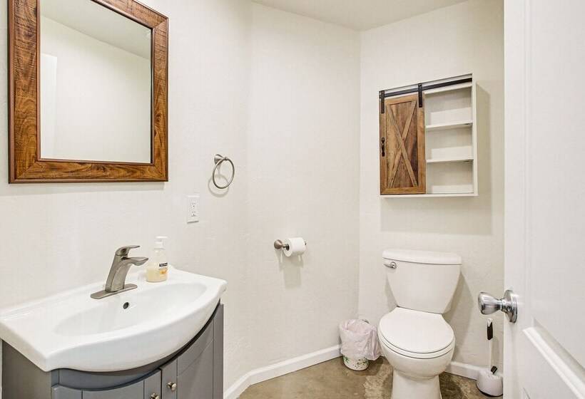 Home W/ Fireplace < 1 Mi To Peninsula State Park!