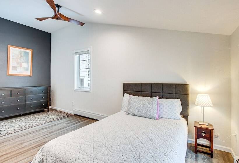 Home W/ Fireplace < 1 Mi To Peninsula State Park!