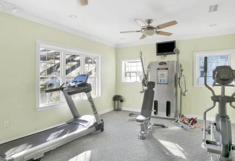 ホテル 1br Mobile Condo With Community Pool