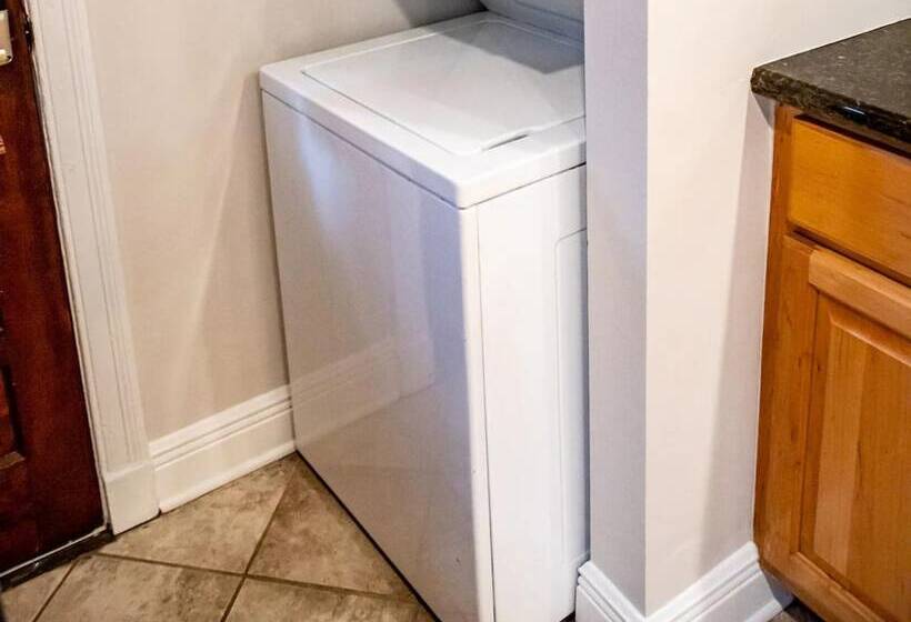 ホテル 1br Mobile Condo With Community Pool