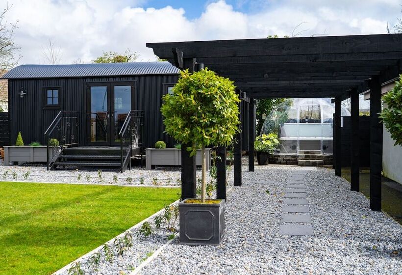 ホテル Charming Lodge In Limavady