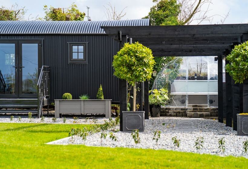 ホテル Charming Lodge In Limavady