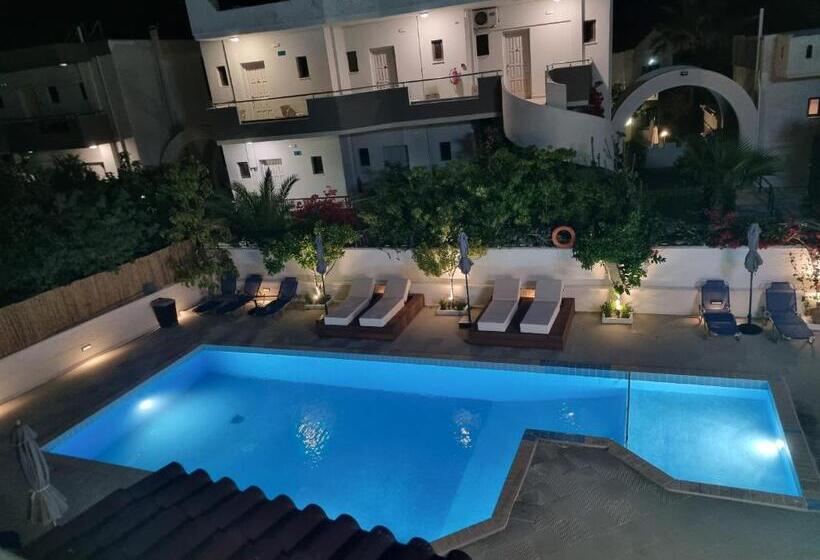 هتل Eloque Simple Living Space