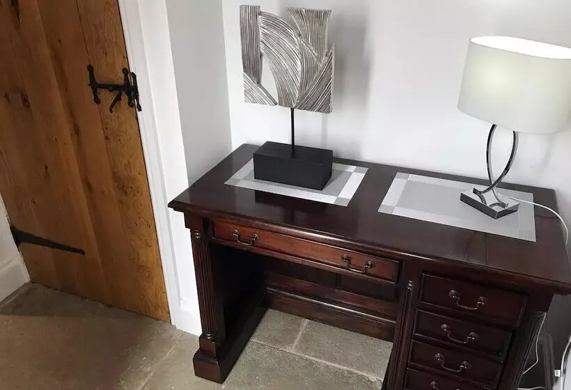 Maaseutuhotelli 2 Bed Barn Alton Towers Chatsworth Polars Peaks