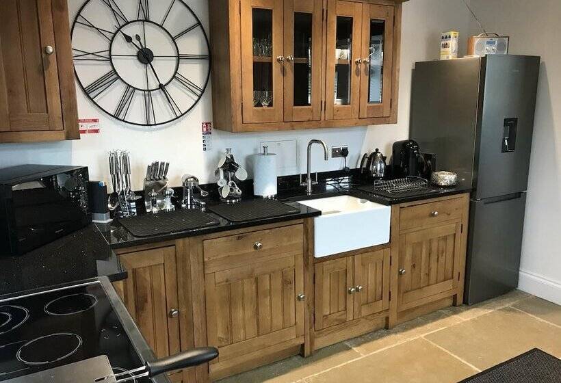 فندق ريفى 2 Bed Barn Alton Towers Chatsworth Polars Peaks