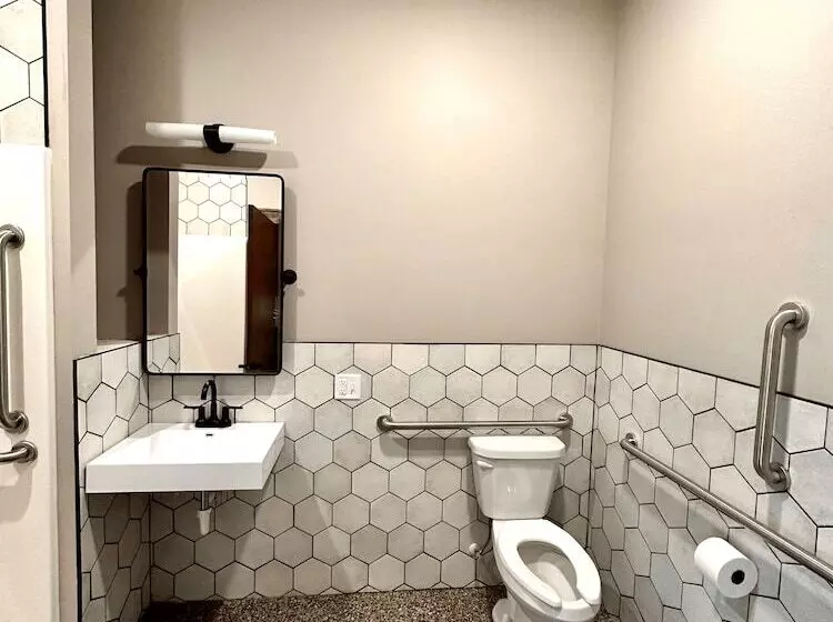 Hotelli The Lodge Luxury Suites