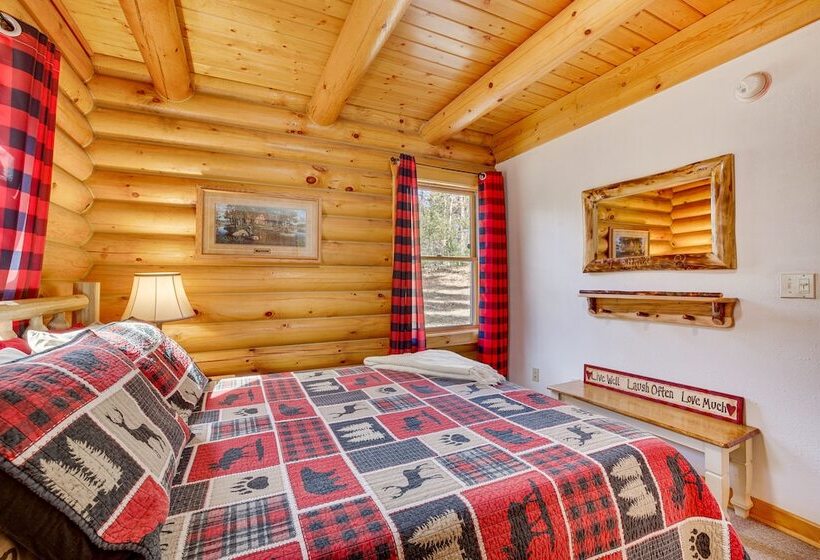 Merrillan Cabin W/ Fire Pit < 1 Mi To Lake Arbutus