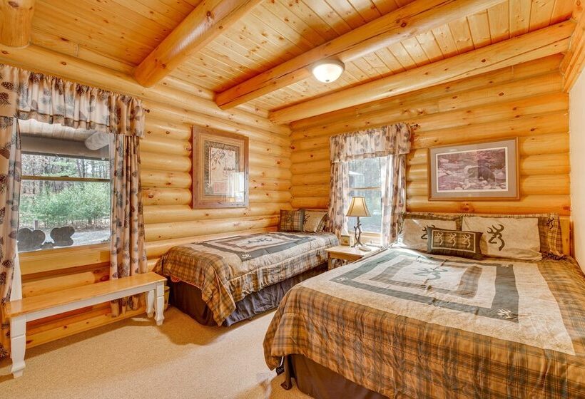 Merrillan Cabin W/ Fire Pit < 1 Mi To Lake Arbutus