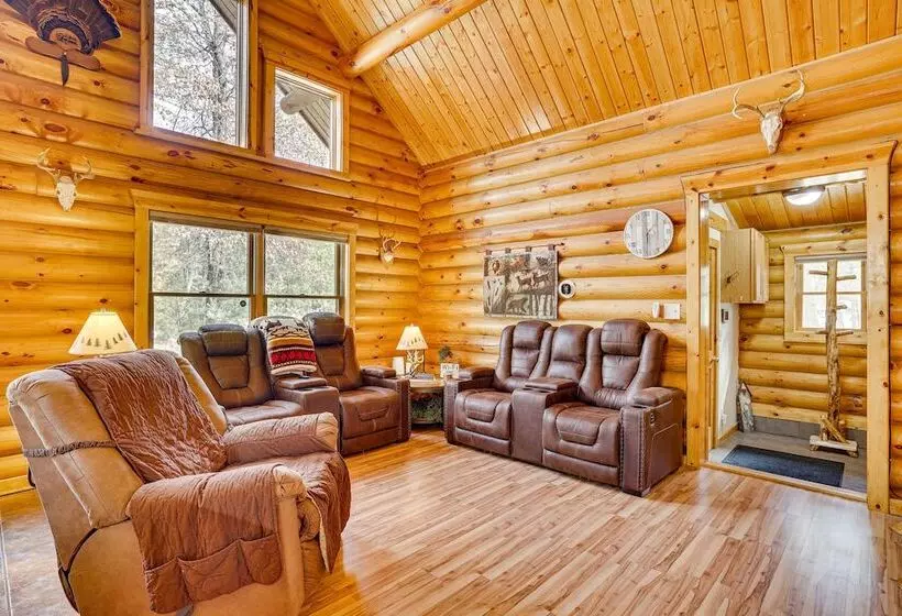 Merrillan Cabin W/ Fire Pit < 1 Mi To Lake Arbutus