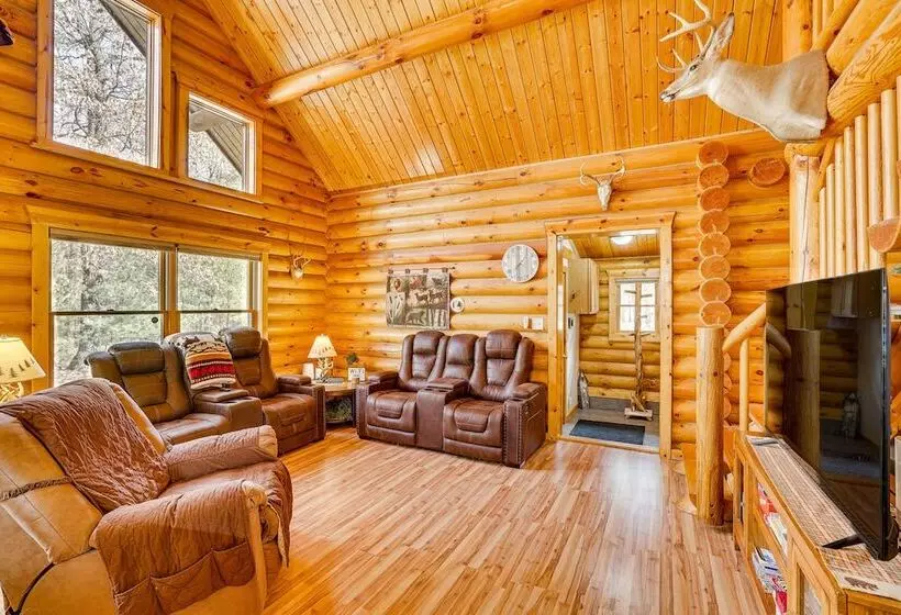 Merrillan Cabin W/ Fire Pit < 1 Mi To Lake Arbutus