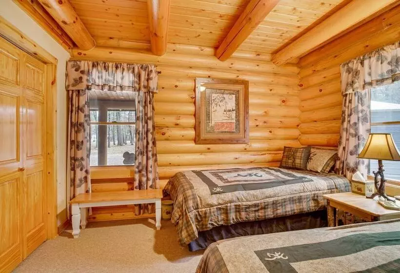 Merrillan Cabin W/ Fire Pit < 1 Mi To Lake Arbutus