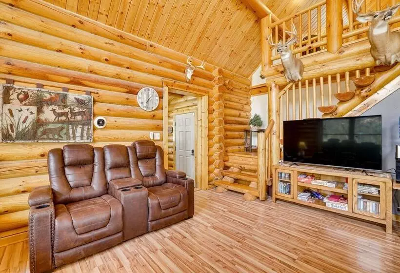 Merrillan Cabin W/ Fire Pit < 1 Mi To Lake Arbutus