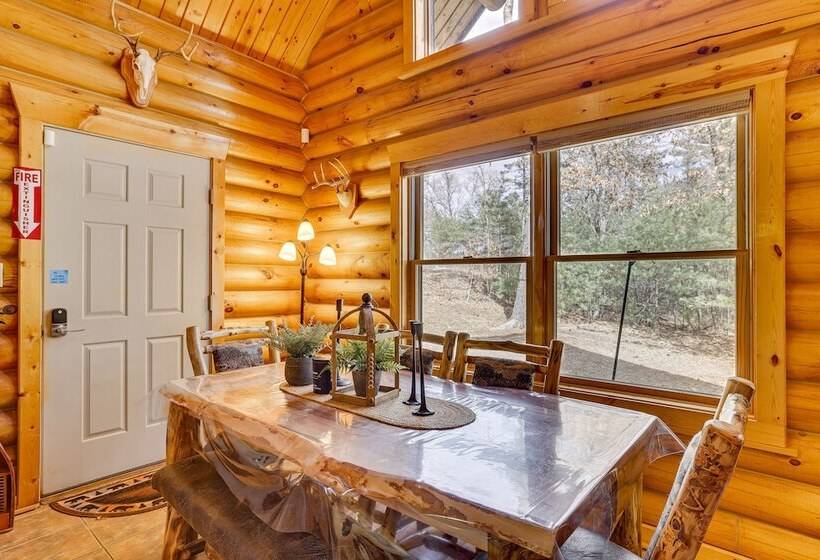 Merrillan Cabin W/ Fire Pit < 1 Mi To Lake Arbutus