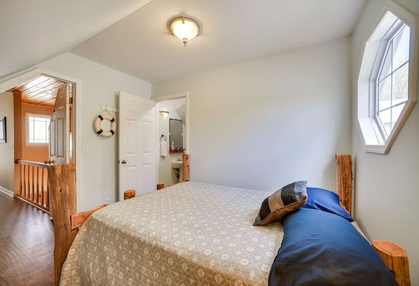 Peaceful Guntersville Cabin: Fire Pit, Near Lake!