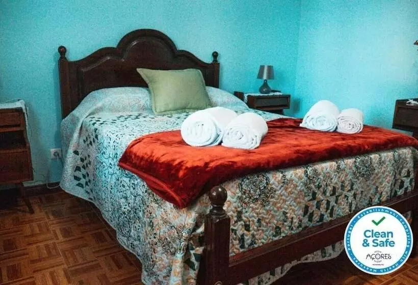 ペンション Cordeiro S House