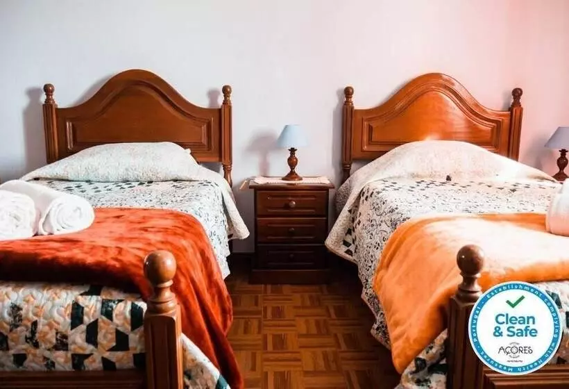 ペンション Cordeiro S House