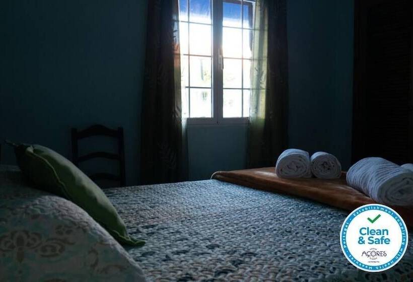 펜션 Cordeiro S House