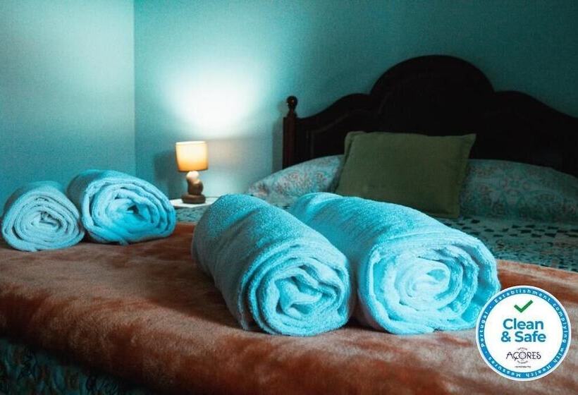 펜션 Cordeiro S House