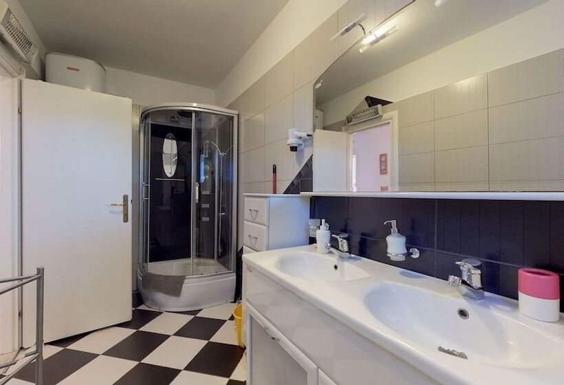 פנסיון Villa Luppo