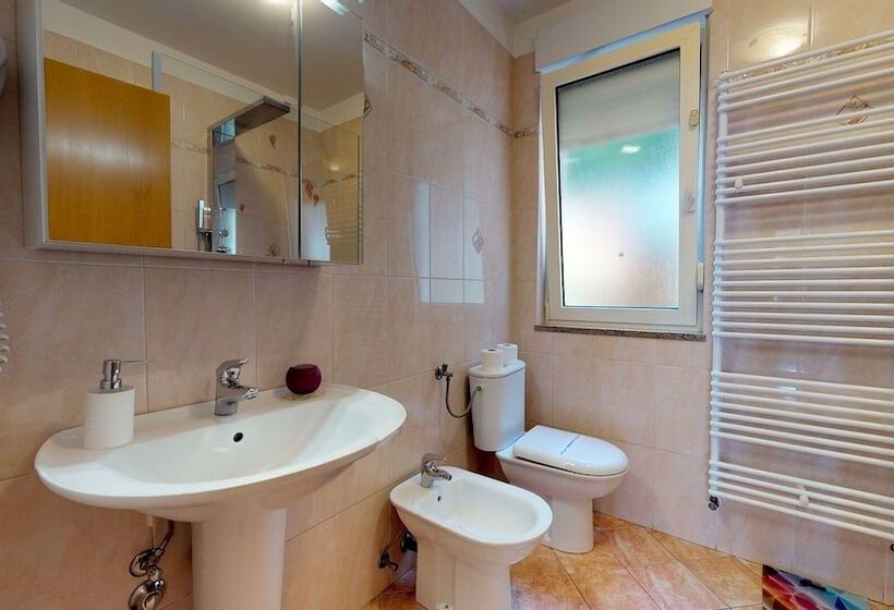 פנסיון Villa Luppo