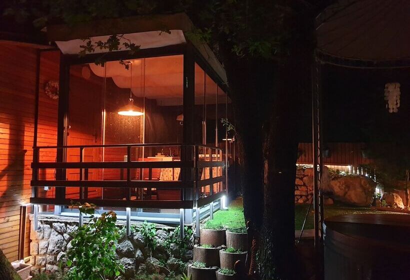 פנסיון Villa Luppo