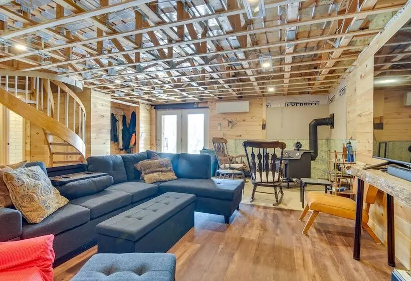Private Bethel Cabin W/ Covered Deck: 5 Mi To Town