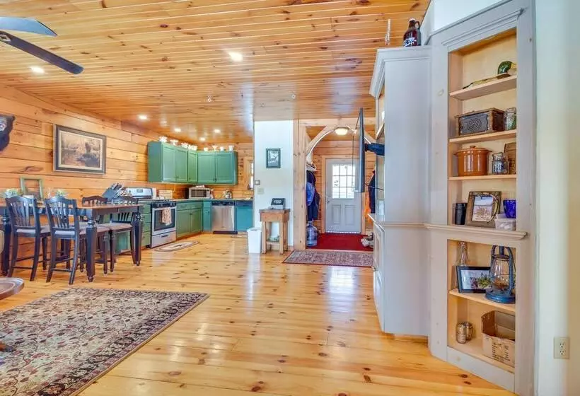 Private Bethel Cabin W/ Covered Deck: 5 Mi To Town