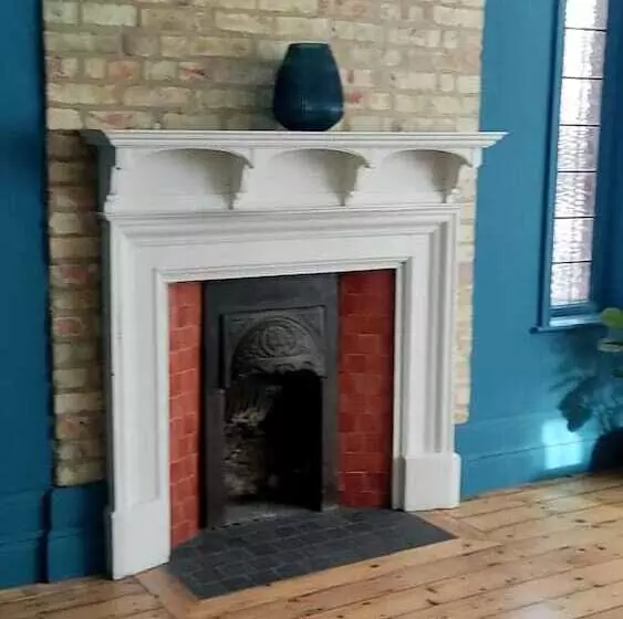 Residenssi Remarkable 7 Bed House In London