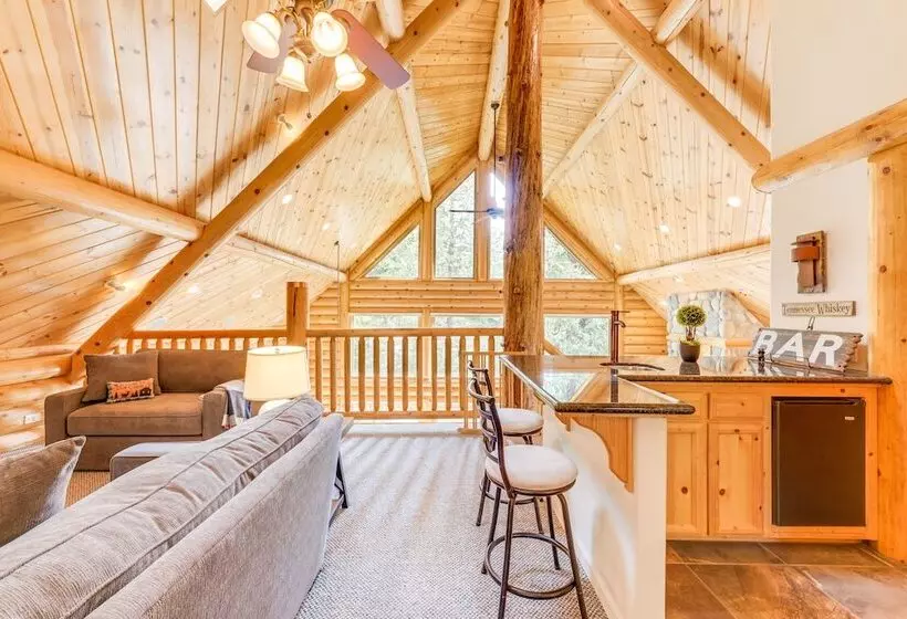 Shaver Lake Mountain Cabin W/ Hot Tub & Gas Grill!