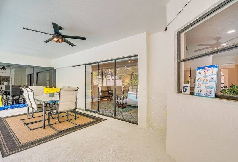 Spring Hill Retreat W/ Pool: 7 Mi To Weeki Wachee!