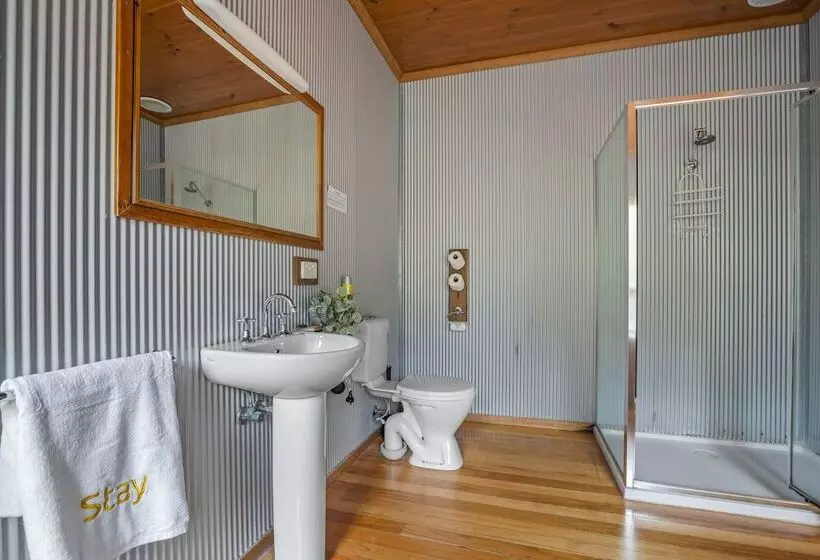 Stayau Conifer Cottage Lakeside Haven