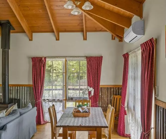 Stayau Conifer Cottage Lakeside Haven