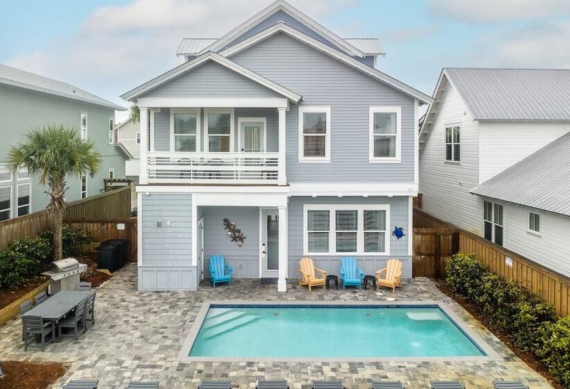 Bottlenose By Avantstay Walk To Miramar Beach