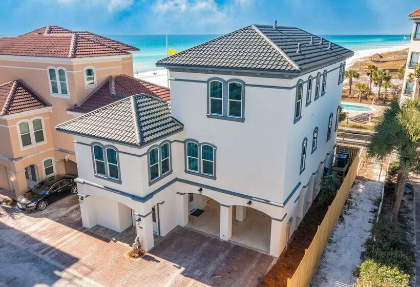 Calico By Avantstay Beachfront Retreat