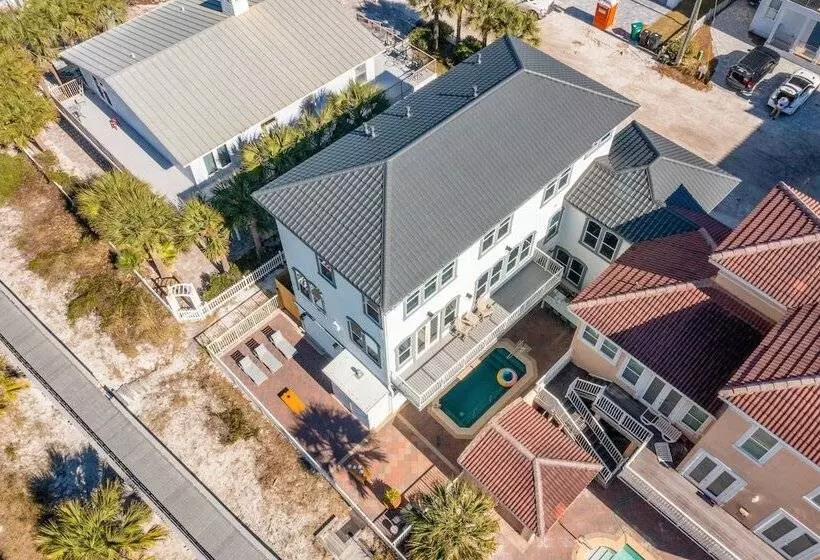 Calico By Avantstay Beachfront Retreat